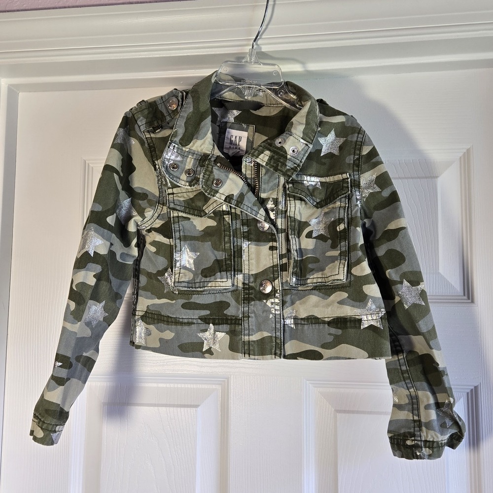 Gap Kids Green Camo‎ Jacket Girl's Size XS Metalic Silver Stars Pockets Military